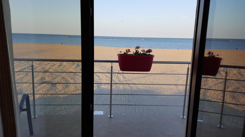 Hotel Solea Beach Mamaja Zewnętrze zdjęcie