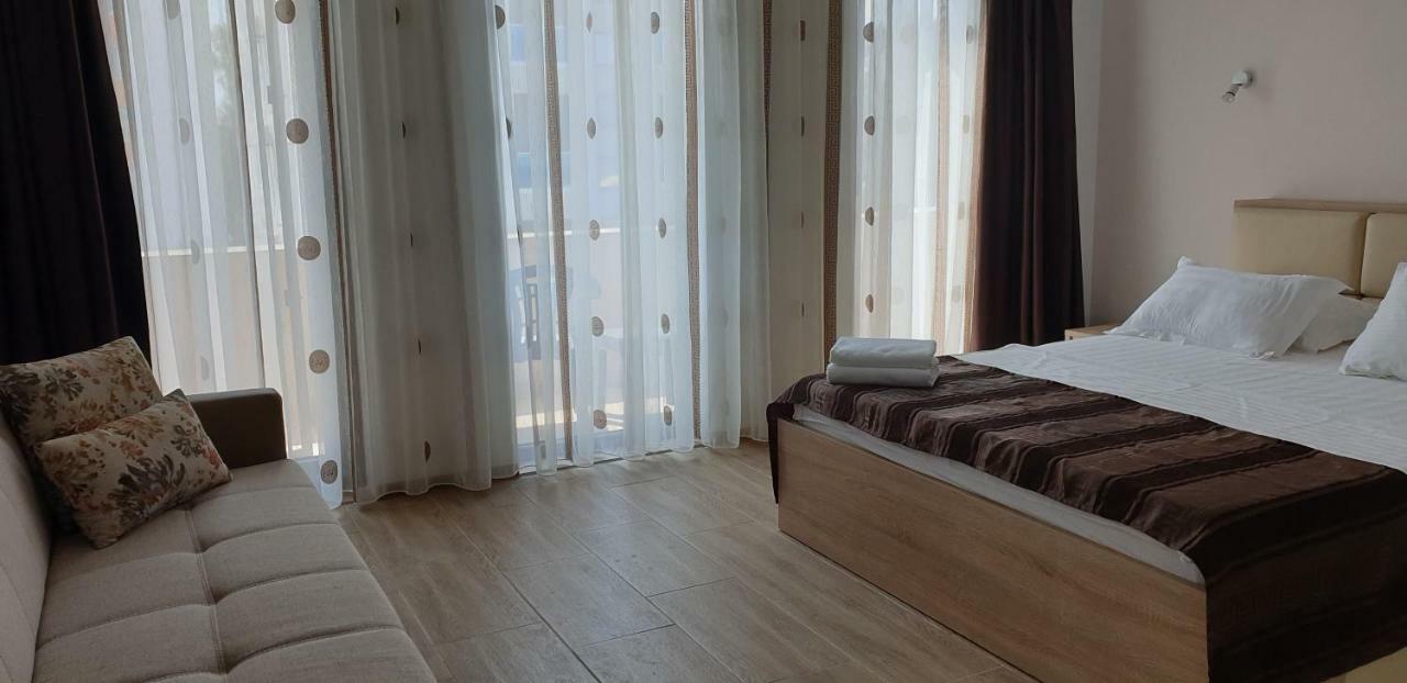 Hotel Solea Beach Mamaja Zewnętrze zdjęcie
