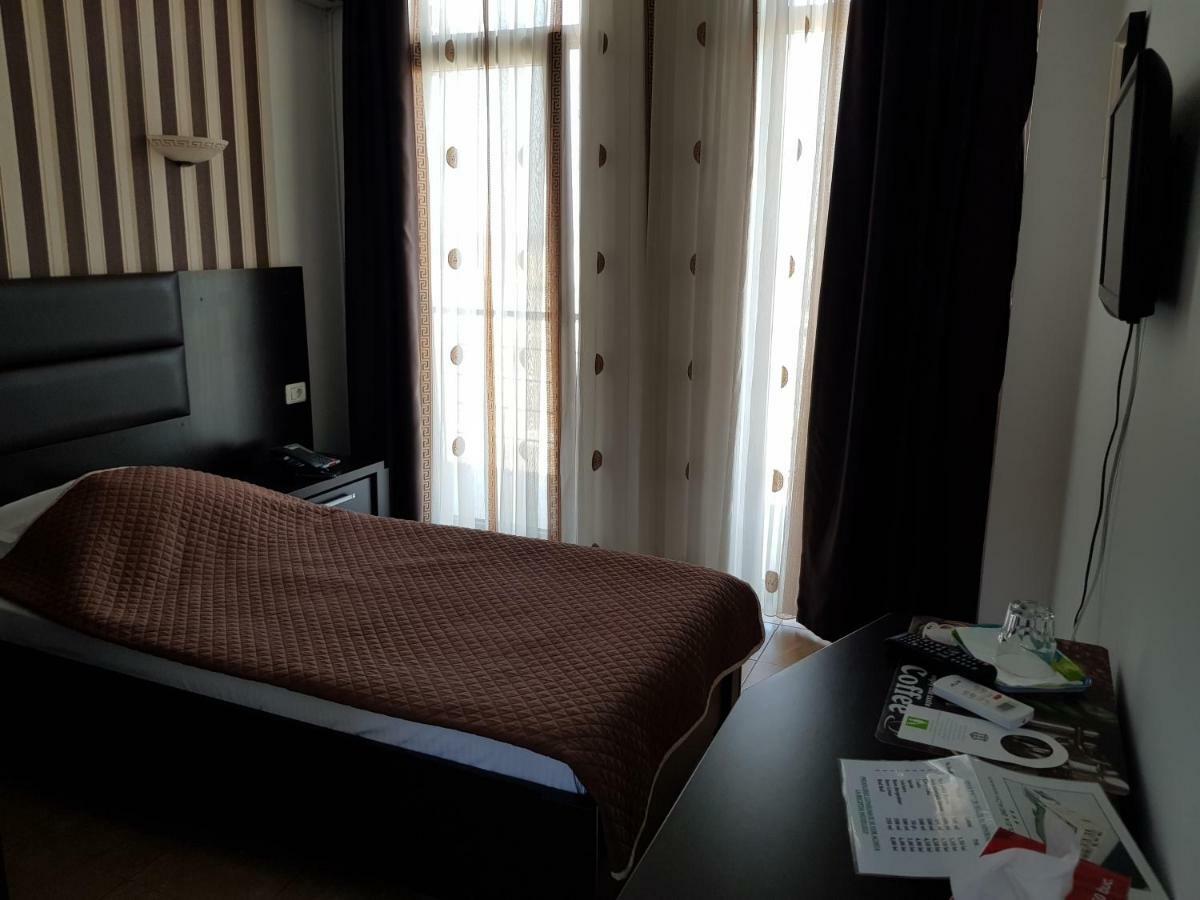 Hotel Solea Beach Mamaja Zewnętrze zdjęcie