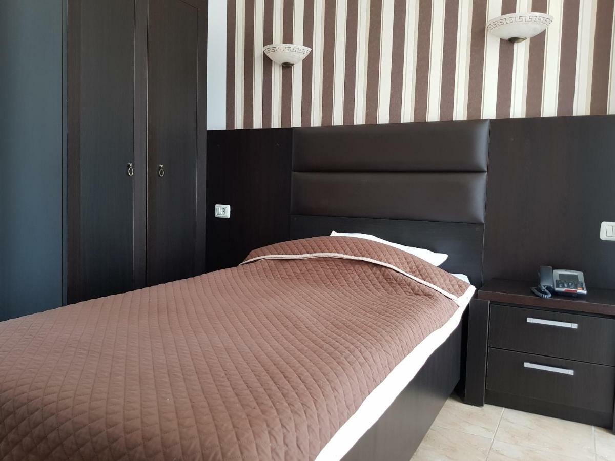 Hotel Solea Beach Mamaja Zewnętrze zdjęcie